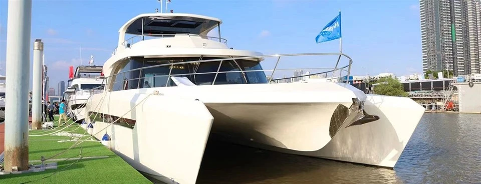 Large Luxury 78-foot Catamaran Yacht For Sale